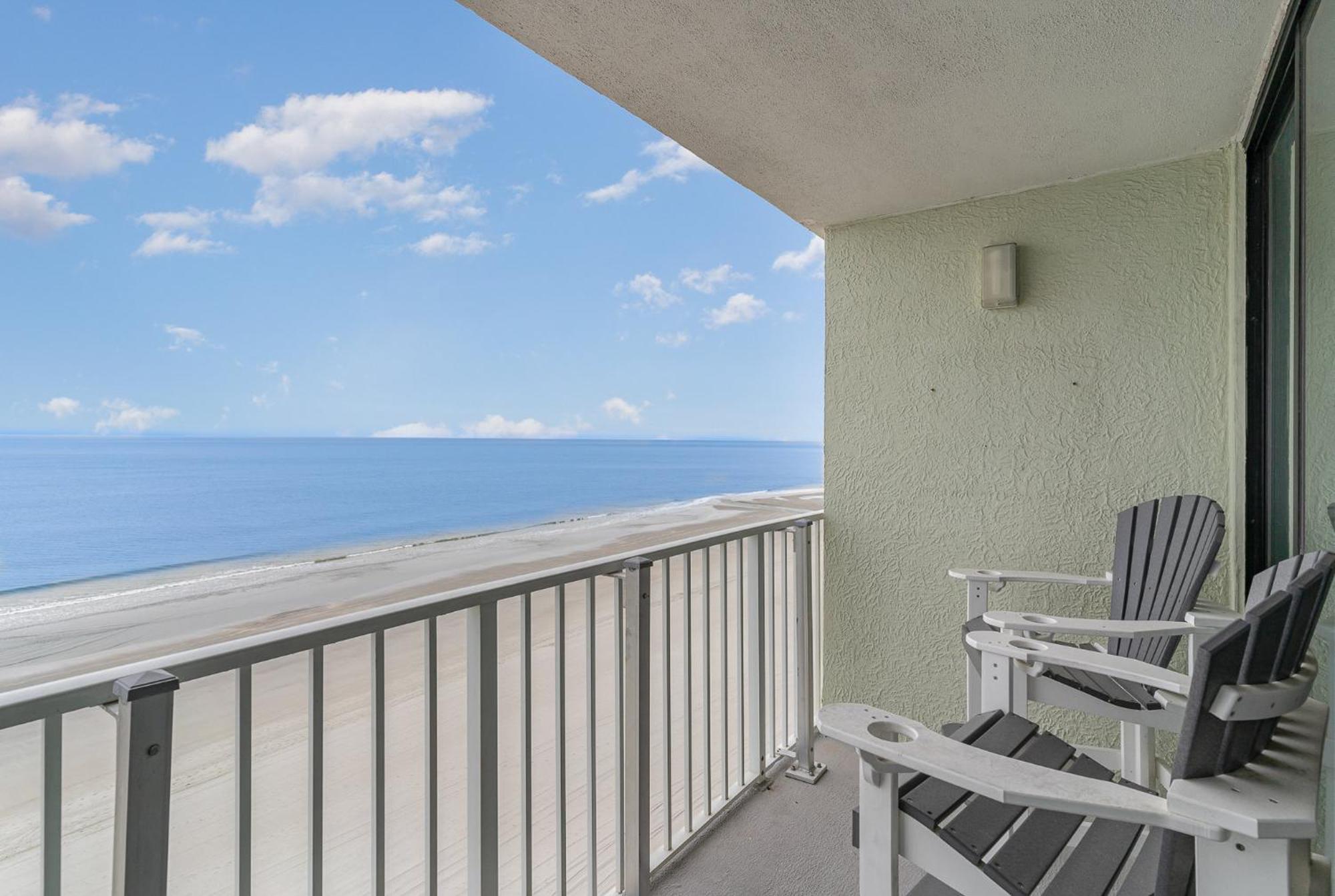 Sands Beach Club Briarcliffe Acres Eksteriør billede